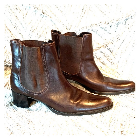 Eddie Bauer Shoes - Eddie Bauer Ankle Pull on Pointed Boots